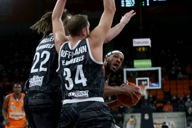 的蓬勃发展 的蓬勃发展