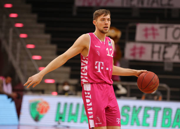 舞台的常客 舞台的常客